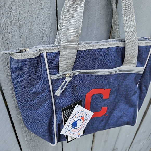 NWT Logobrands Cleveland Indians Cooler Bag - Picture 3 of 6
